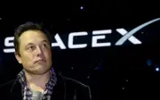 SpaceX sasar catat rekod IPO bernilai AS$75 bilion