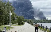Ukraine lancar serangan dron terbesar ke Moscow, bakar loji minyak