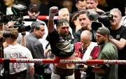 Usyk tinggalkan takhta heavyweight: Juara Ukraine akhiri era kegemilangan
