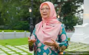 Zaliha bingung dengan permintaan Onn Hafiz untuk namakan poster boy PRN Johor