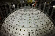 Zarah hantu neutrinos mula difokuskan dengan hasil pertama Juno