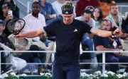 Zverev atasi Jodar, mara ke separuh akhir French Open