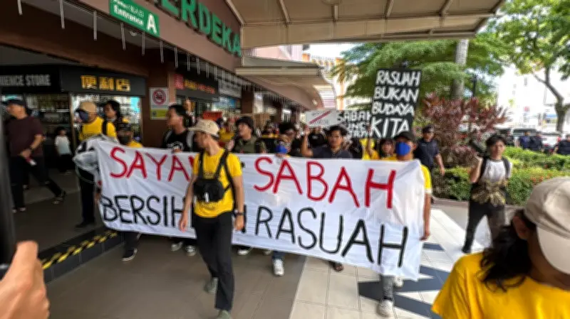 Dua perhimpunan di Kota Kinabalu berpecah isu rasuah dan sokongan kepada CM Hajiji