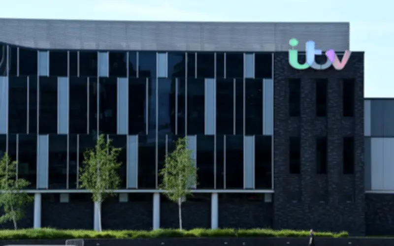 ITV jual bahagian media dan hiburan kepada Sky milik Comcast AS$2.1 bilion