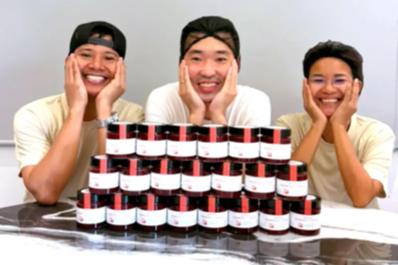 Kebakaran Giggles PJ: Kopi, Kompot dan Komuniti Bina Semula