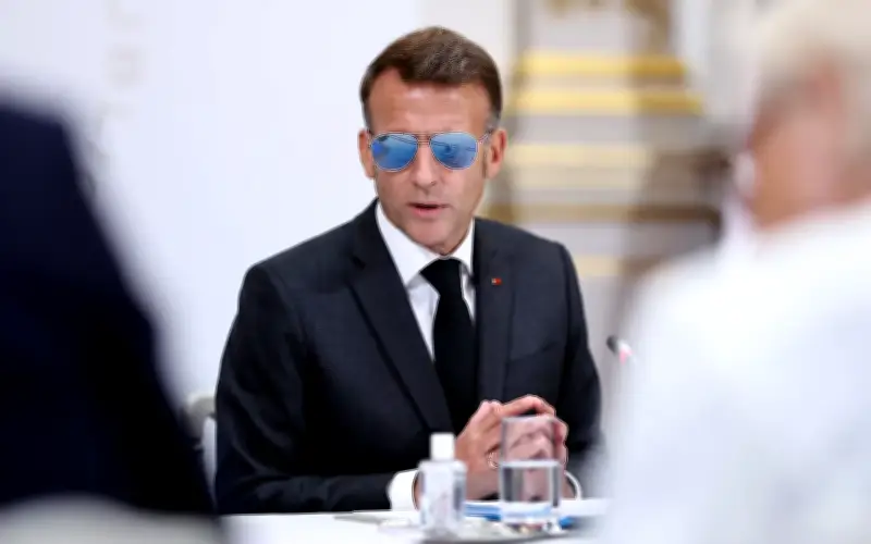 Letupan di Damsyik semasa lawatan Presiden Perancis Macron
