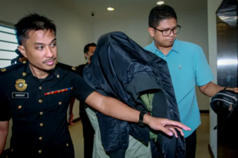 Pegawai Kastam tidak mengaku bersalah terima rasuah RM15,000 di Mahkamah Shah Alam