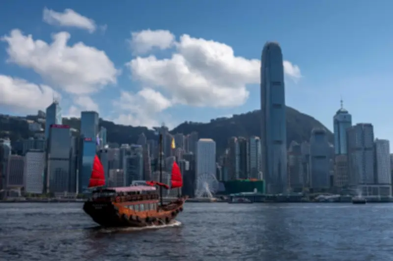 Pelabur China berpusu-pusu ke Hong Kong susulan sekatan dagangan saham AS