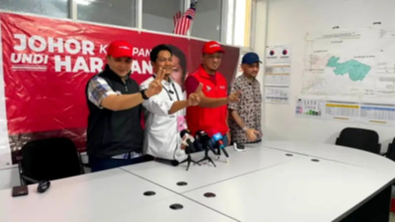 PH di Bukit Naning janji ambulans percuma, internet lebih baik