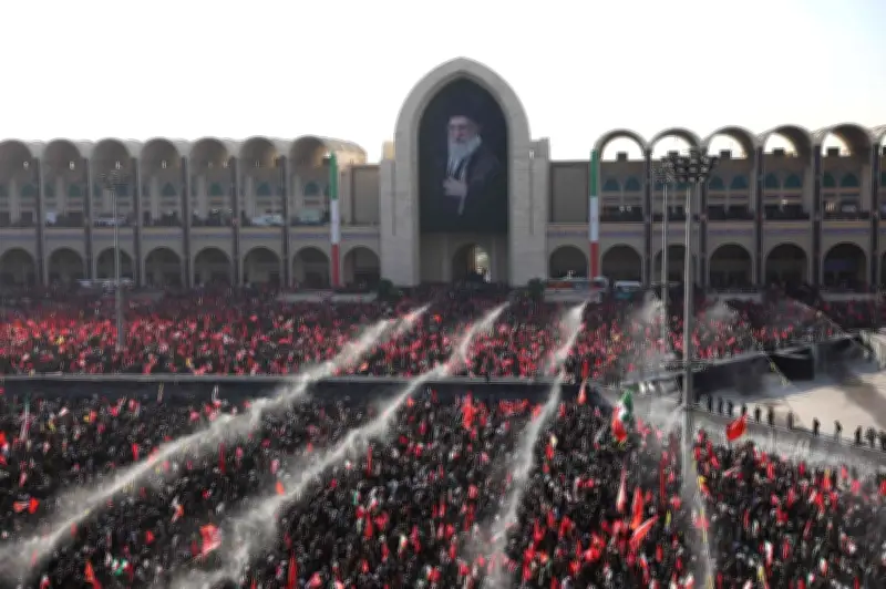 Solat Jenazah untuk Khamenei pada Hari Kedua Upacara Pengebumian Iran