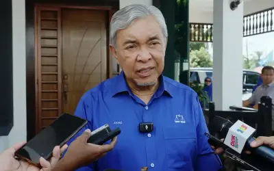 BN tak khianati sesiapa, cuma pertahan Johor, kata Zahid