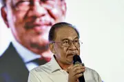 Anwar gesa Johor utamakan rakyat, bukan projek mega seperti JS-SEZ dan RTS