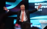 Farage nafi langgar peraturan selepas laporan manfaat tidak diisytiharkan