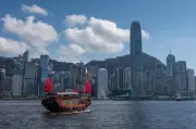 Pelabur China berpusu-pusu ke Hong Kong susulan sekatan dagangan saham AS