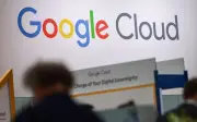 Perlumbaan AI lemahkan ikrar iklim Google dan Amazon