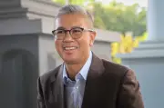 Tengku Zafrul: PMO cadang semua kontraktor Jana Wibawa, bukan Kementerian Kewangan